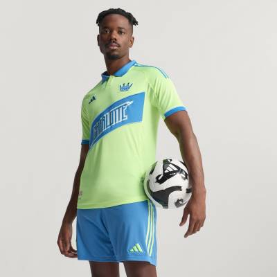 charlotte_2025_adidas_archive_jersey_a.jpg