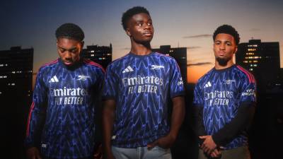arsenal_25_26_adidas_away_kit_a.jpg