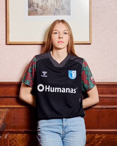 fc_magdeburg_25_26_hummel_third_kit_a.jpg