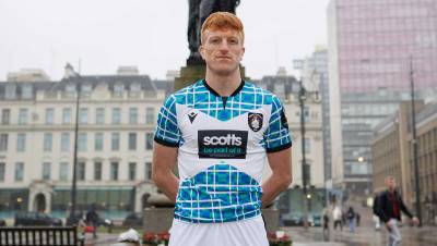 queens_park_2022_2023_third_kit_a.jpeg