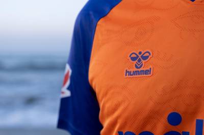 malaga_25_26_hummel_third_kit_e.jpg