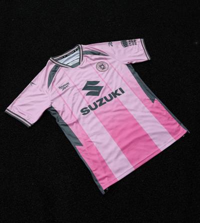 milton_keynes_dons_25_26_reebok_third_kit_c.jpg