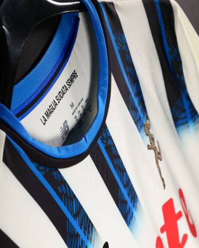 atalanta_25_26_new_balance_away_kit_d.jpg