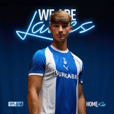 oldham_athletic_25_26_puma_home_kit_e.jpg