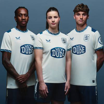 huddersfield_town_25_26_castore_away_kit_a.jpg