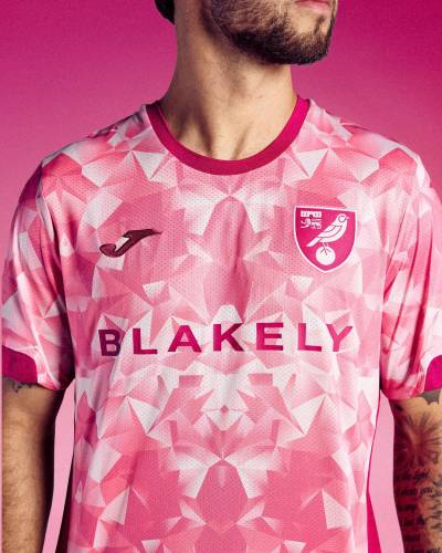 norwich_city_25_26_joma_third_kit_b.jpg