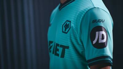 wolverhampton_wanderers_25_26_sudu_away_kit_d.jpg