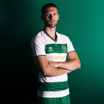 queens_park_rangers_25_26_errea_third_kit_a1.jpg