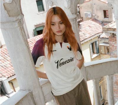 venezia_25_26_nocta_away_kit_d.jpg