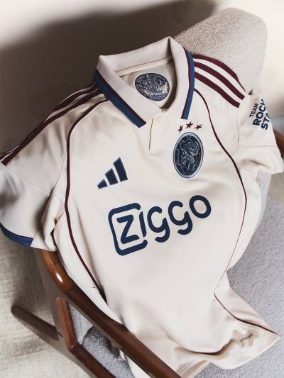 ajax_25_26_adidas_third_kit_c.jpg