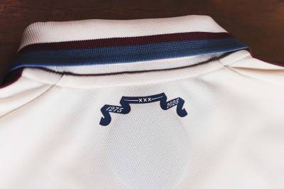 ajax_25_26_adidas_third_kit_d2.jpg