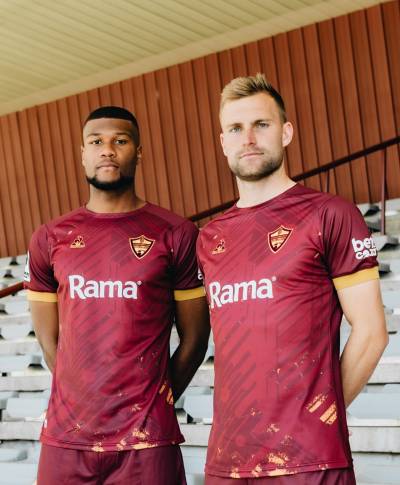 stellenbosch_25_26_le_coq_sportif_home_away_kits_b.jpg