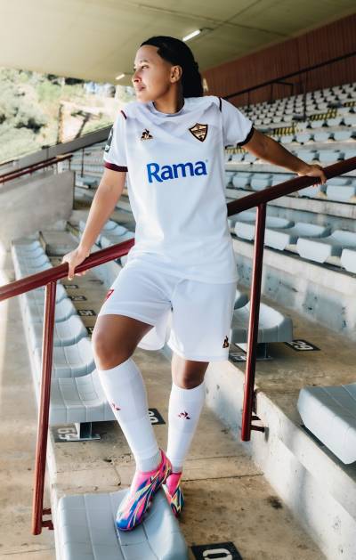 stellenbosch_25_26_le_coq_sportif_home_away_kits_c.jpg