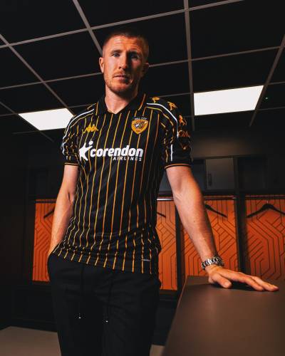 hull_city_25_26_kappa_away_kit_a.jpg