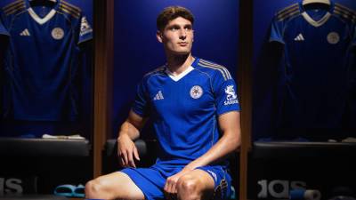 leicester_city_25_26_adidas_home_kit_d.jpg
