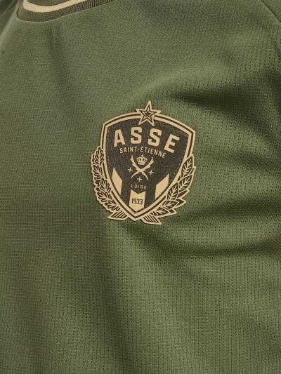 saint_etienne_25_26_hummel_third_kit_03.jpg