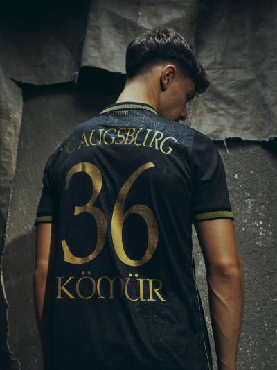 augbsurg_25_26_mizuno_third_kit_g.jpg
