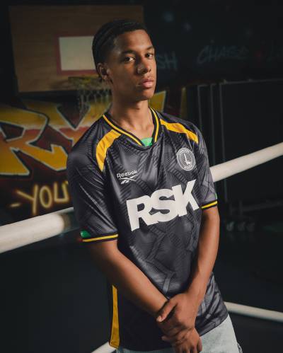 charlton_athletic_25_26_reebok_third_kit_a.jpg