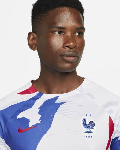 france_2022_pre_match_football_top_3.jpeg