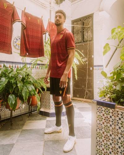 cadiz_25_26_macron_away_kit_e.jpg