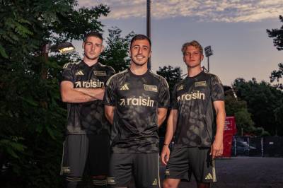 union_berlin_25_26_adidas_away_kit_d3.jpeg