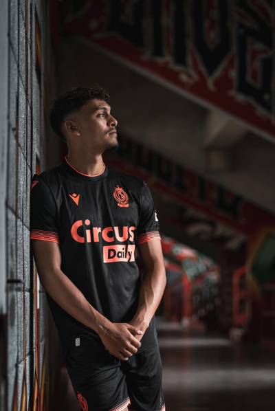 standard_de_liege_25_26_macron_third_kit_b.jpg