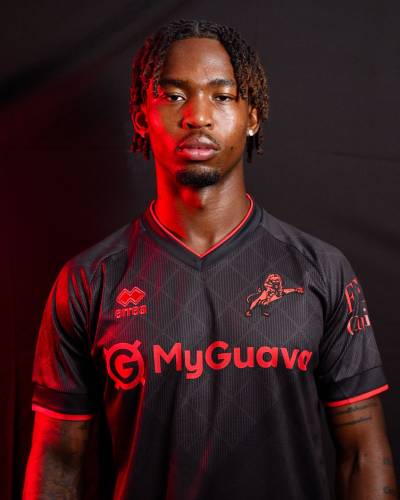 millwall_25_26_errea_third_kit_c.jpg