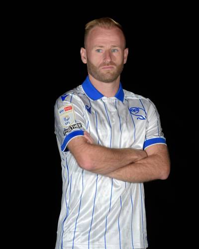 sheffield_wednesday_25_26_macron_third_kit_2.jpg