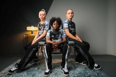 eintracht_frankfurt_25_26_adidas_third_kit_2.jpeg