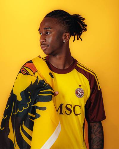 servette_25_26_adidas_third_kit_2.jpg