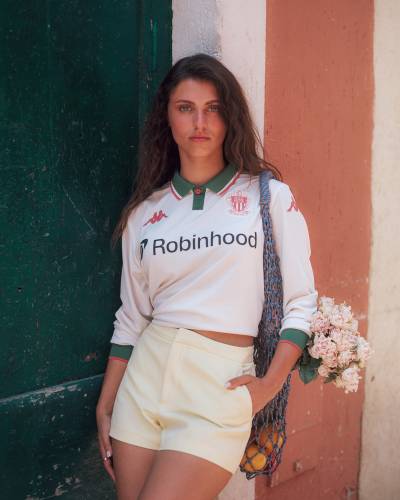 ogc_nice_25_26_kappa_away_kit_c.jpg