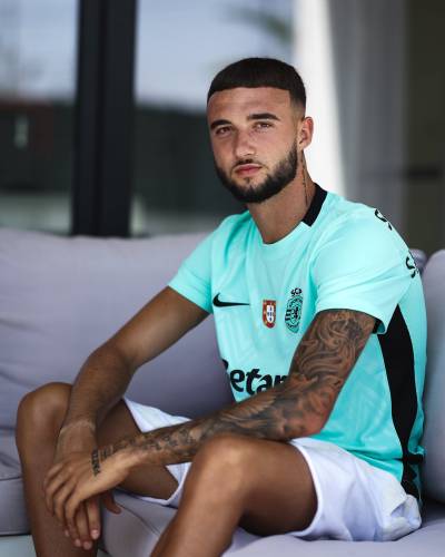 sporting_cp_25_26_nike_third_kit_b.jpg