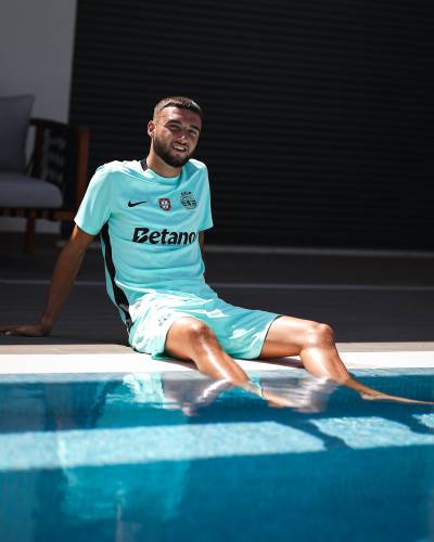 sporting_cp_25_26_nike_third_kit_c.jpg