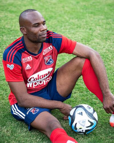 independiente_medellin_2023_home_kit_e.jpeg