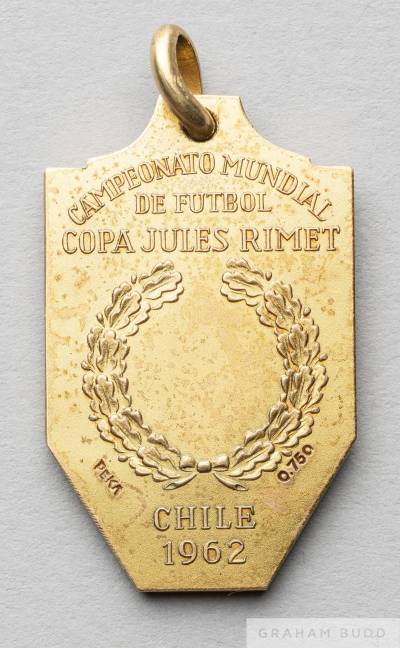 1962_Chile_FIFA_World_Cup_Winners_Medal_b.jpeg