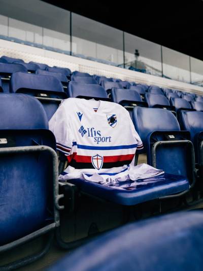 sampdoria_25_26_macron_away_kit_03.jpg
