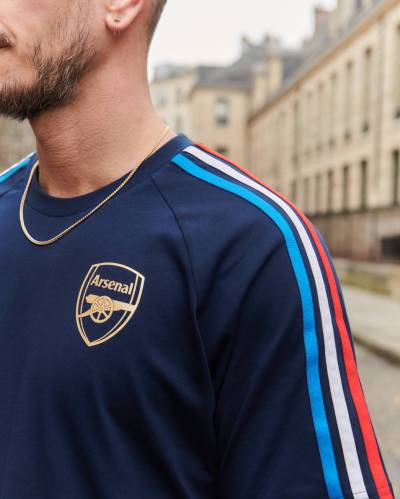 arsenal_travel_range_celebrating_their_link_to_france_09.jpg