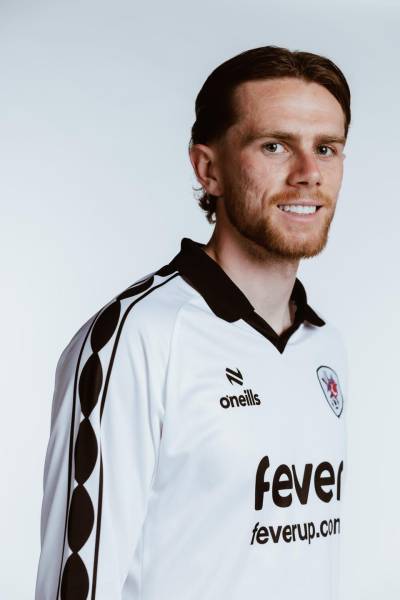 bristol_city_25_26_o_neills_away_kit_1.jpeg