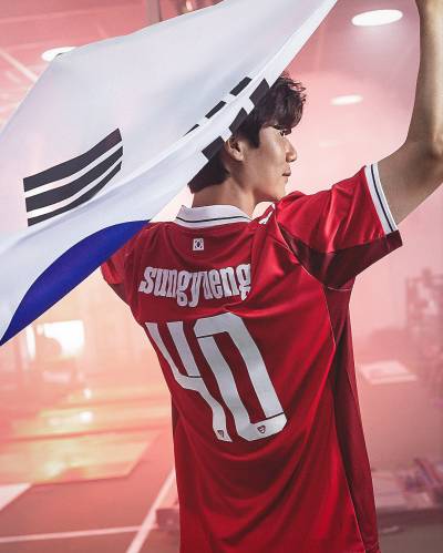 pohang_steelers_25_26_puma_acl2_home_kit_c.jpg