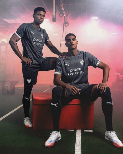 pohang_steelers_25_26_puma_acl2_away_kit_c.jpg