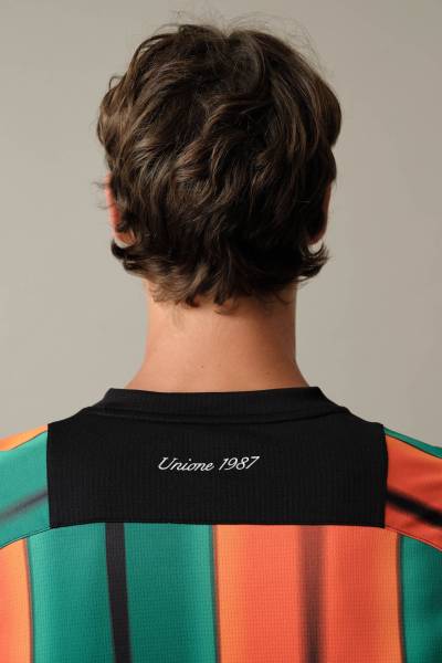 venezia_25_26_nocta_third_kit_e.jpg