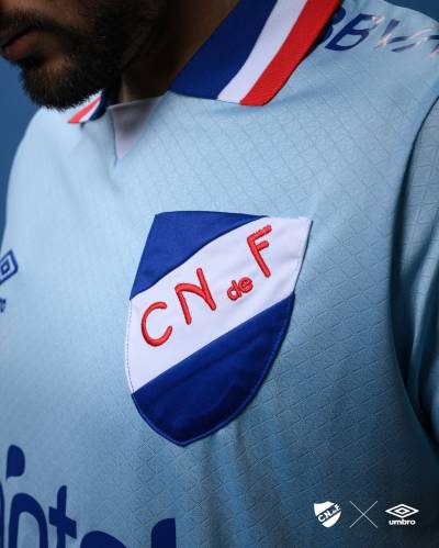 club_nacional_25_26_umbro_fourth_kit_b.jpg