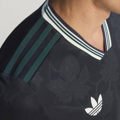 juventus_25_26_adidas_third_kit_j1.jpg