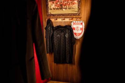 internacional_25_26_adidas_third_kit_d.jpg