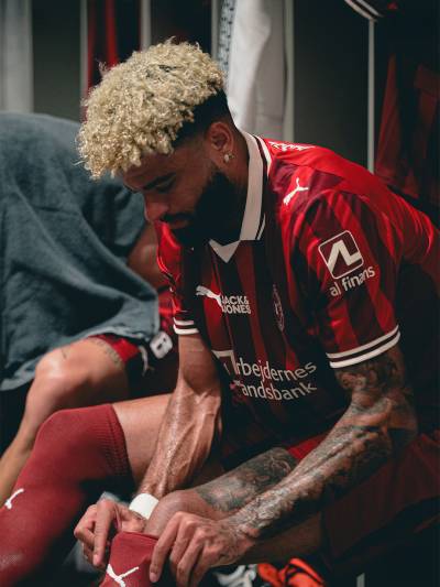 fc_midtjylland_2025_26_puma_away_kit_6.jpg