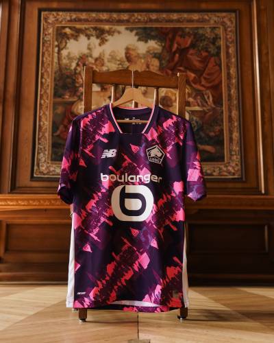 losc_lille_25_26_new_balance_fourth_kit_a.jpg