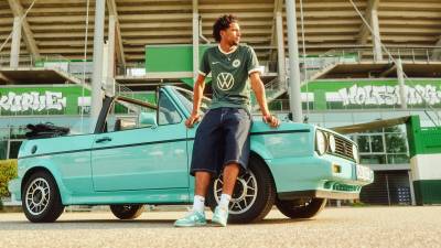 wolfsburg_2025_nike_80th_anniversary_shirt_d1.jpg