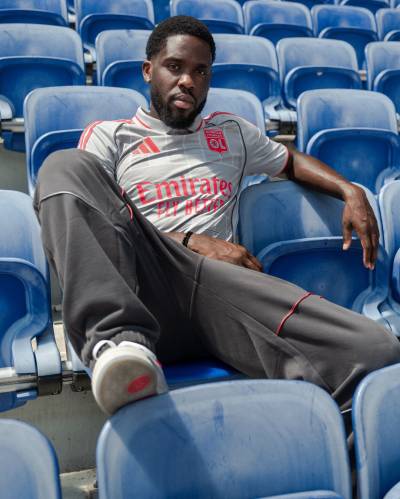 olympique_lyon_25_26_adidas_third_kit_b.jpg
