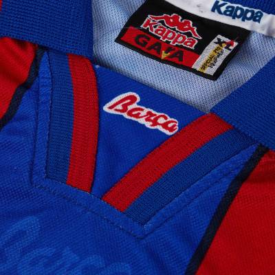 barcelona_1995_97_home_shirt_3.jpg