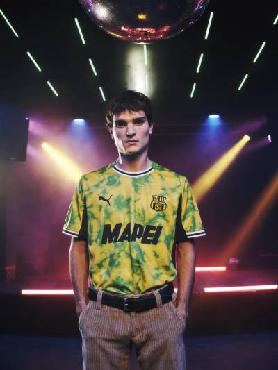 us_sassuolo_25_26_puma_third_kit_a.jpg